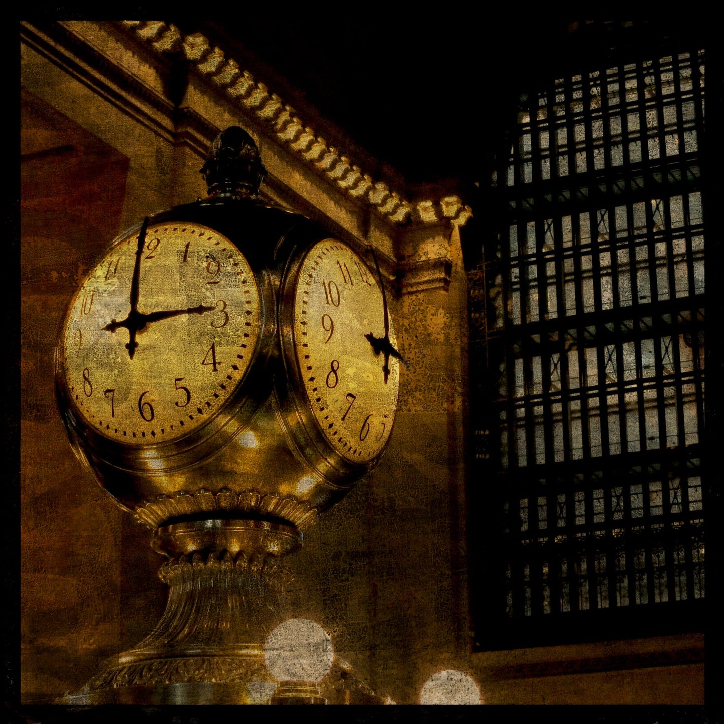 3 o' Clock Grand Central Photograph